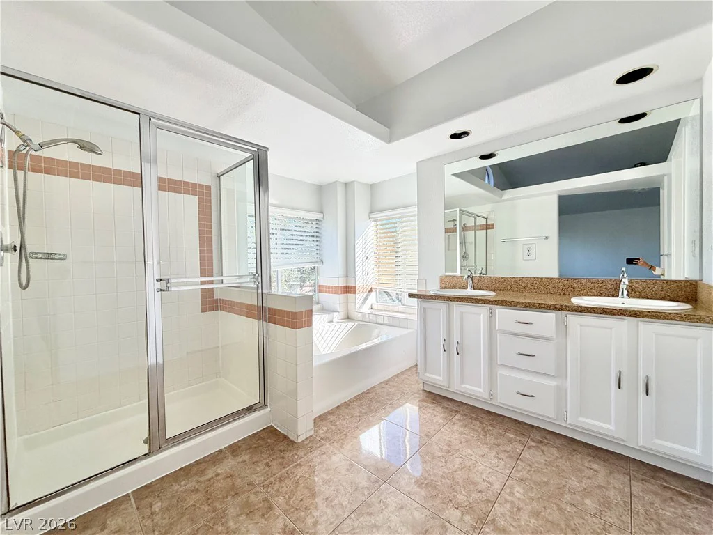 9232 Sun Rose, Las Vegas, NV 89134