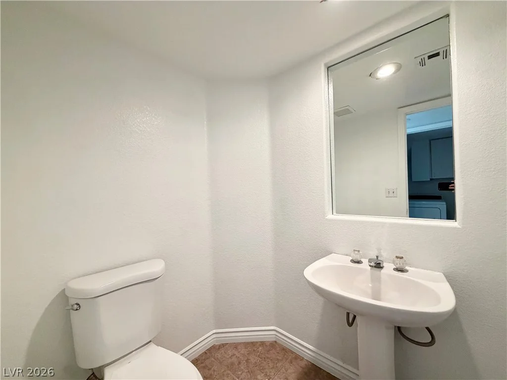 9232 Sun Rose, Las Vegas, NV 89134