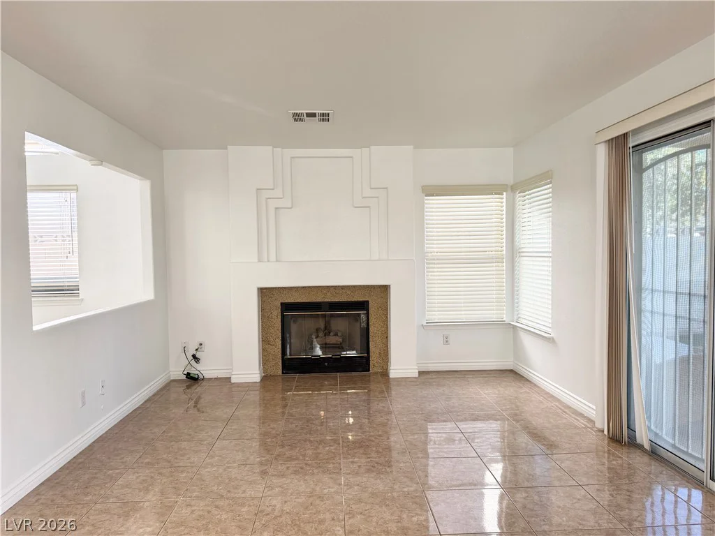 9232 Sun Rose, Las Vegas, NV 89134