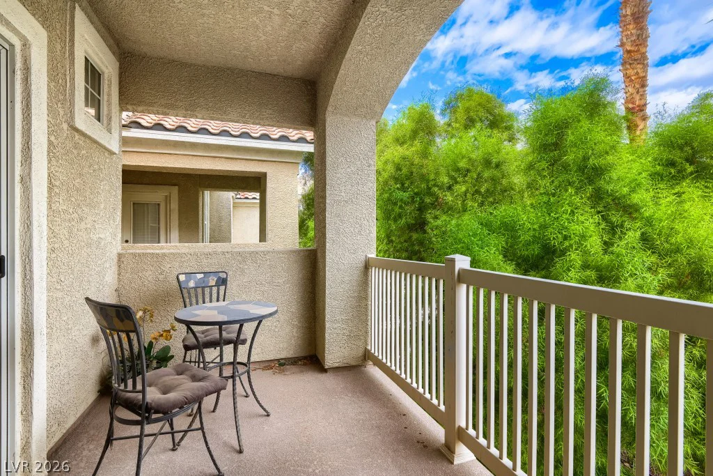 5855 Valley, North Las Vegas, NV 89031