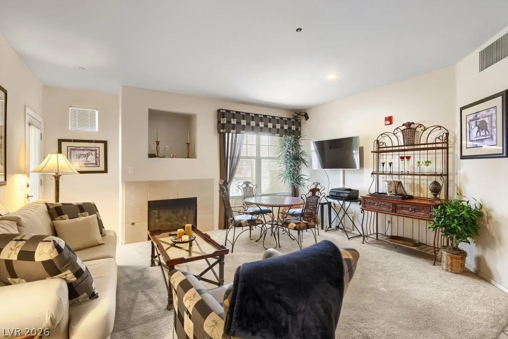 5855 Valley, North Las Vegas, NV 89031