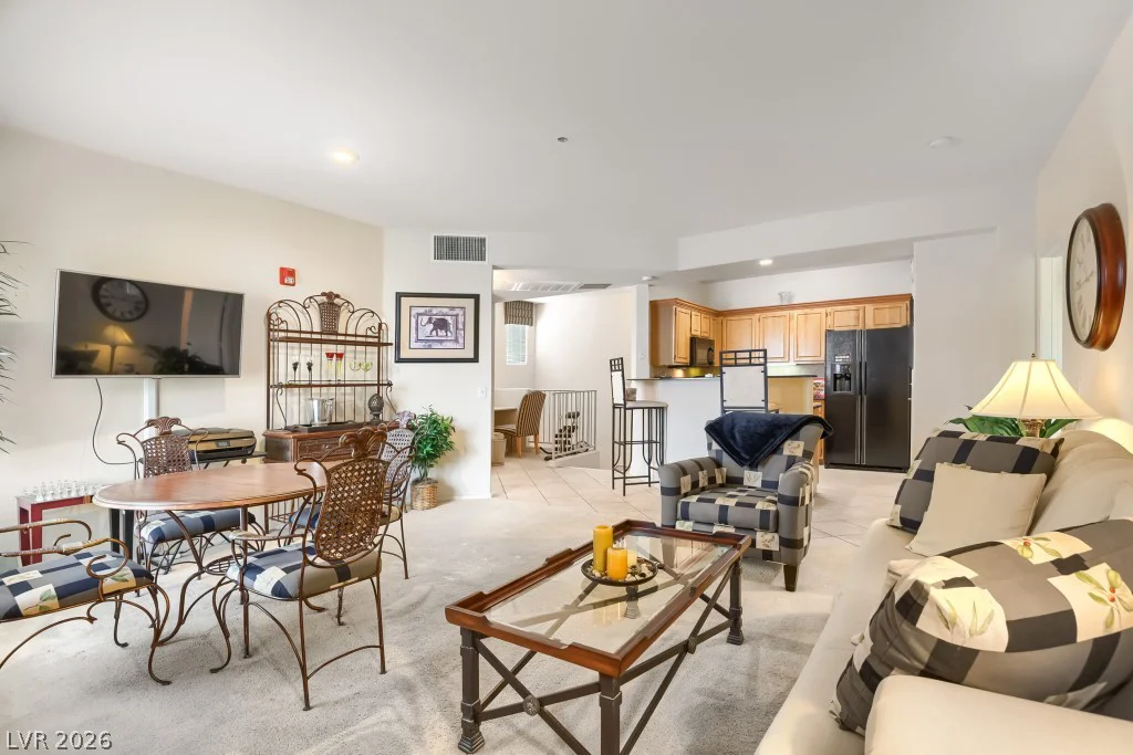 5855 Valley, North Las Vegas, NV 89031