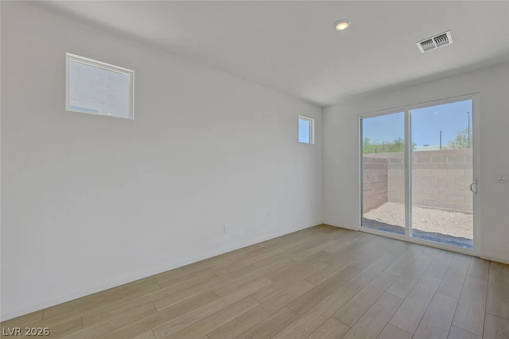 7086 Parkallen, Las Vegas, NV 89113