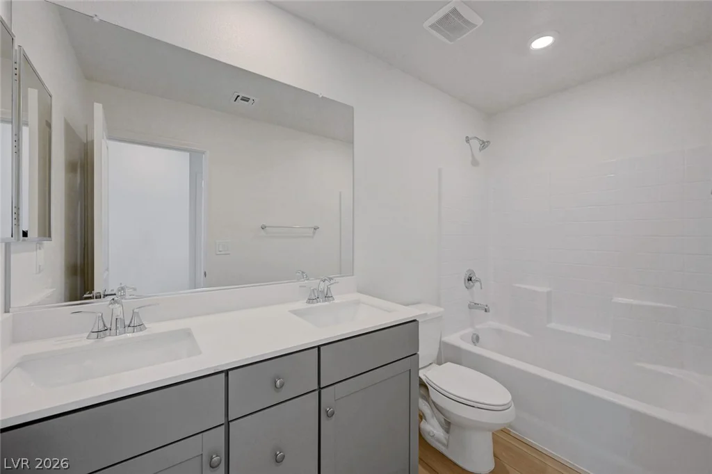 7086 Parkallen, Las Vegas, NV 89113