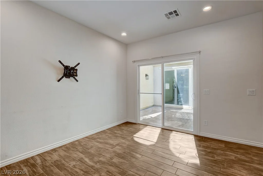 3604 Kingfishers Catch, North Las Vegas, NV 89084