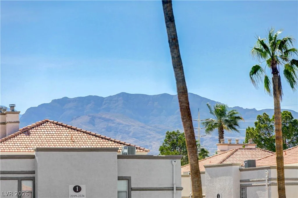 3150 Soft Breezes, Las Vegas, NV 89128