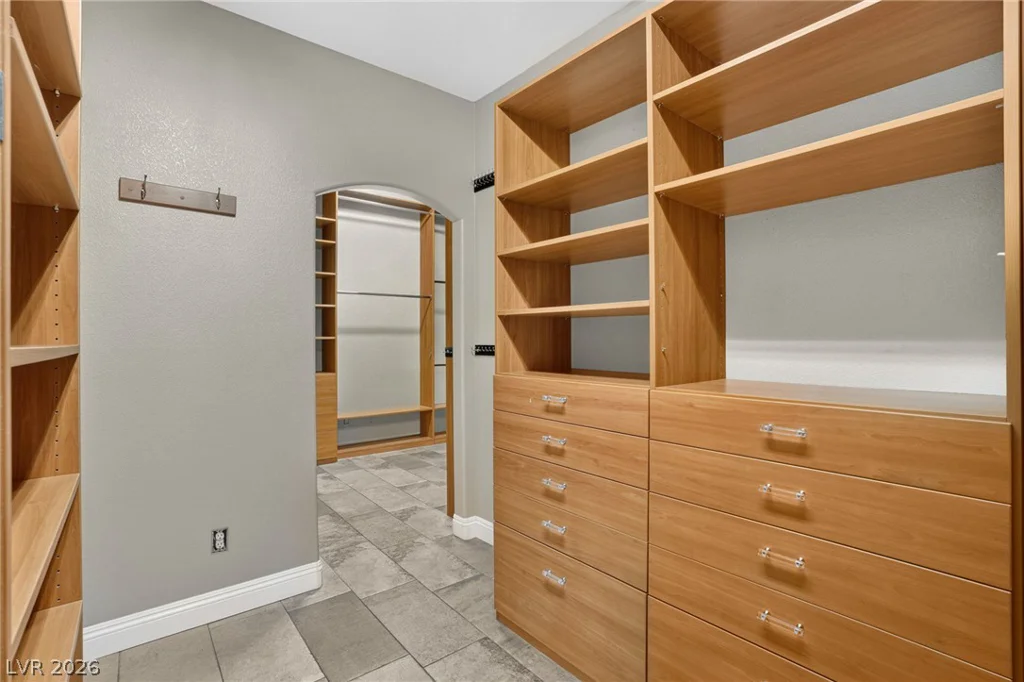 11212 Dell Cliffs, Las Vegas, NV 89144