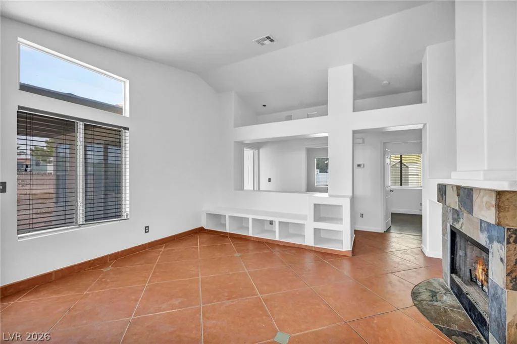 4906 Via Luis, North Las Vegas, NV 89031