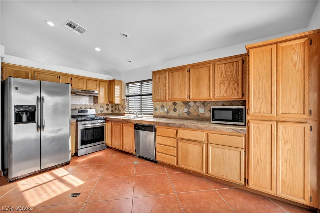 4906 Via Luis, North Las Vegas, NV 89031