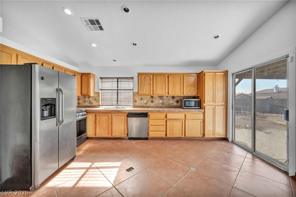 4906 Via Luis, North Las Vegas, NV 89031