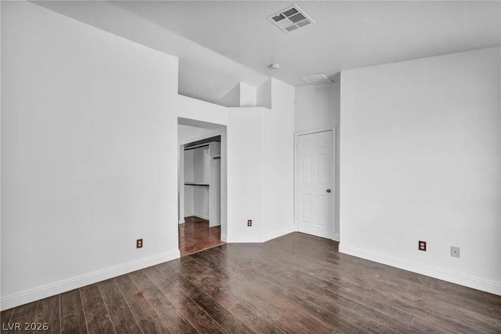 4906 Via Luis, North Las Vegas, NV 89031