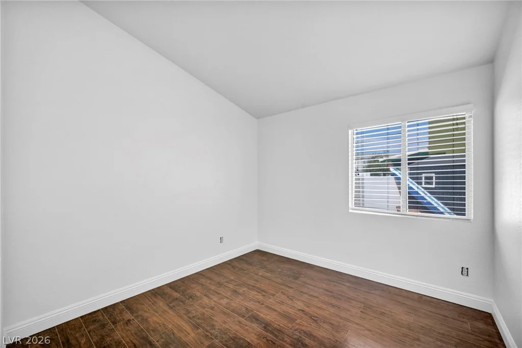 4906 Via Luis, North Las Vegas, NV 89031
