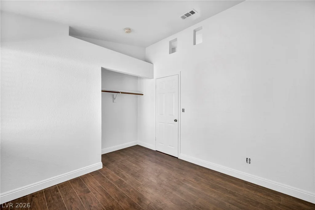4906 Via Luis, North Las Vegas, NV 89031