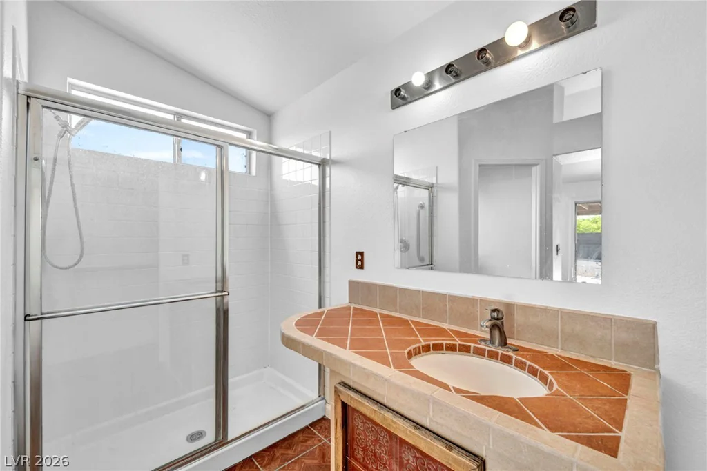 4906 Via Luis, North Las Vegas, NV 89031