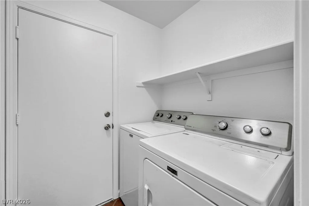 4906 Via Luis, North Las Vegas, NV 89031