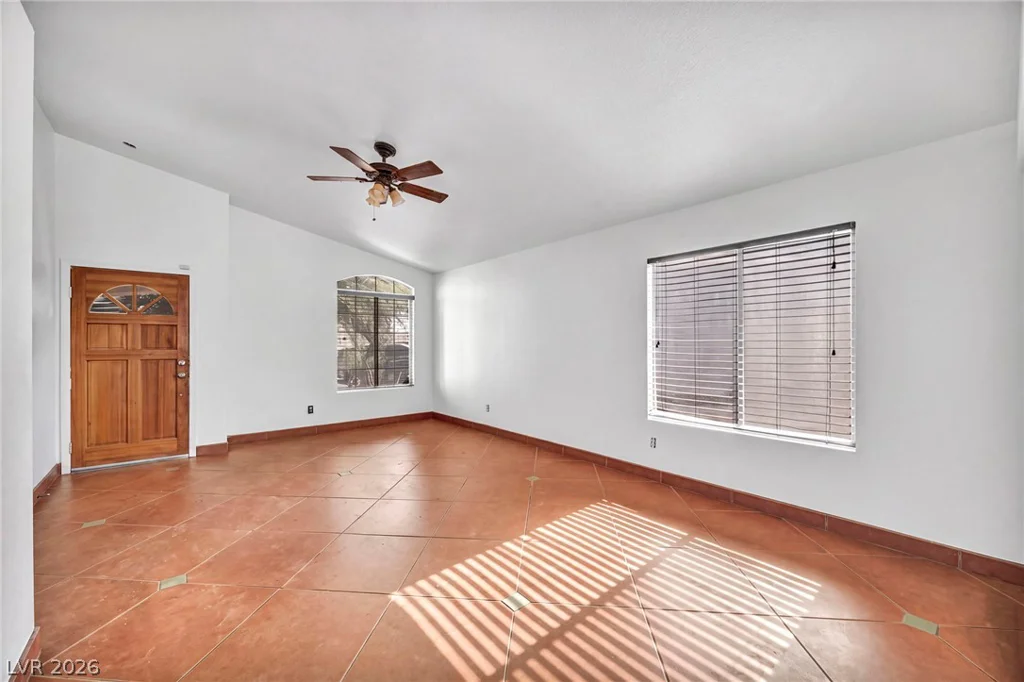 4906 Via Luis, North Las Vegas, NV 89031
