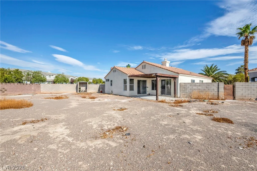 4906 Via Luis, North Las Vegas, NV 89031