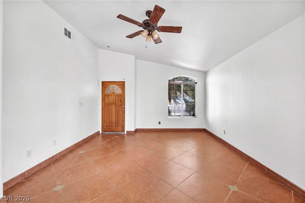 4906 Via Luis, North Las Vegas, NV 89031