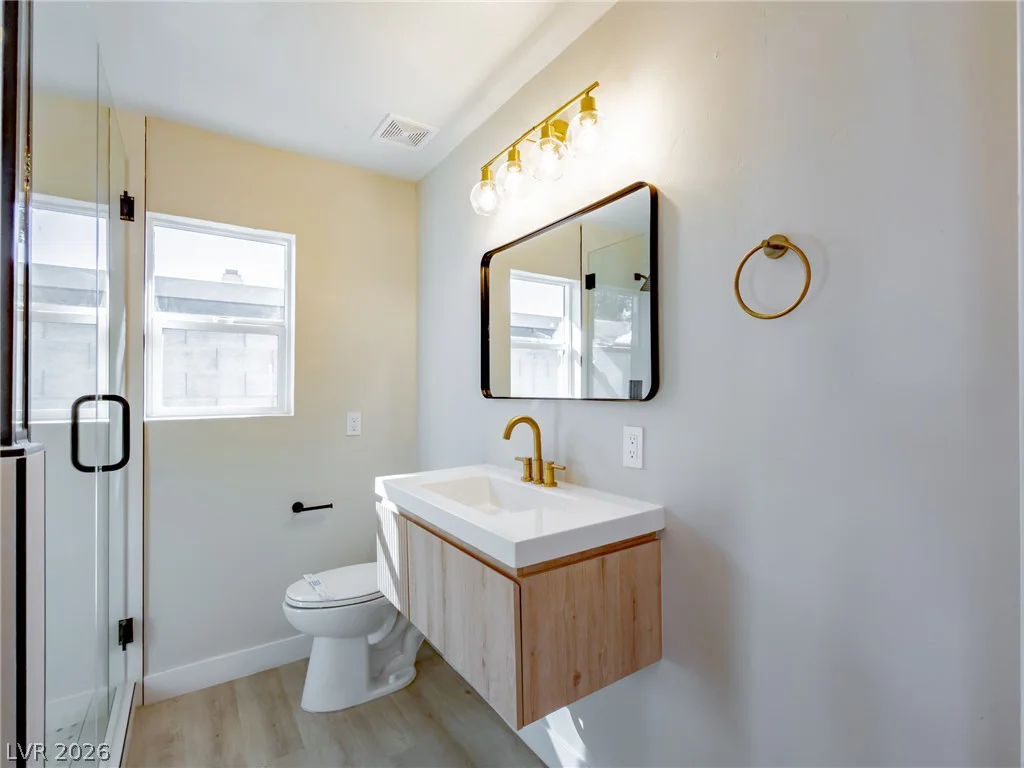 621 Berry, Las Vegas, NV 89107