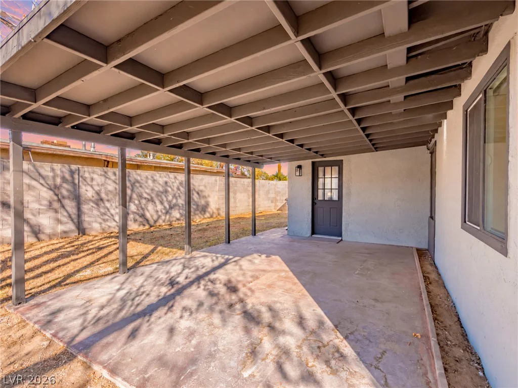 621 Berry, Las Vegas, NV 89107