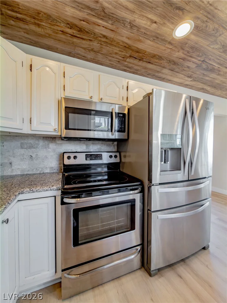 621 Berry, Las Vegas, NV 89107