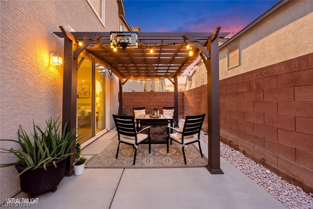 16 Yellow Peak, North Las Vegas, NV 89031