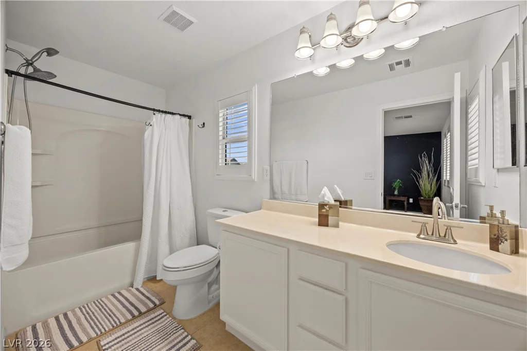 16 Yellow Peak, North Las Vegas, NV 89031