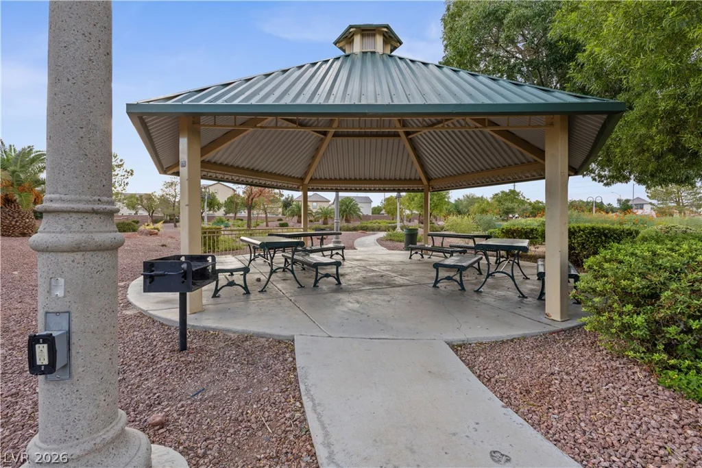 16 Yellow Peak, North Las Vegas, NV 89031