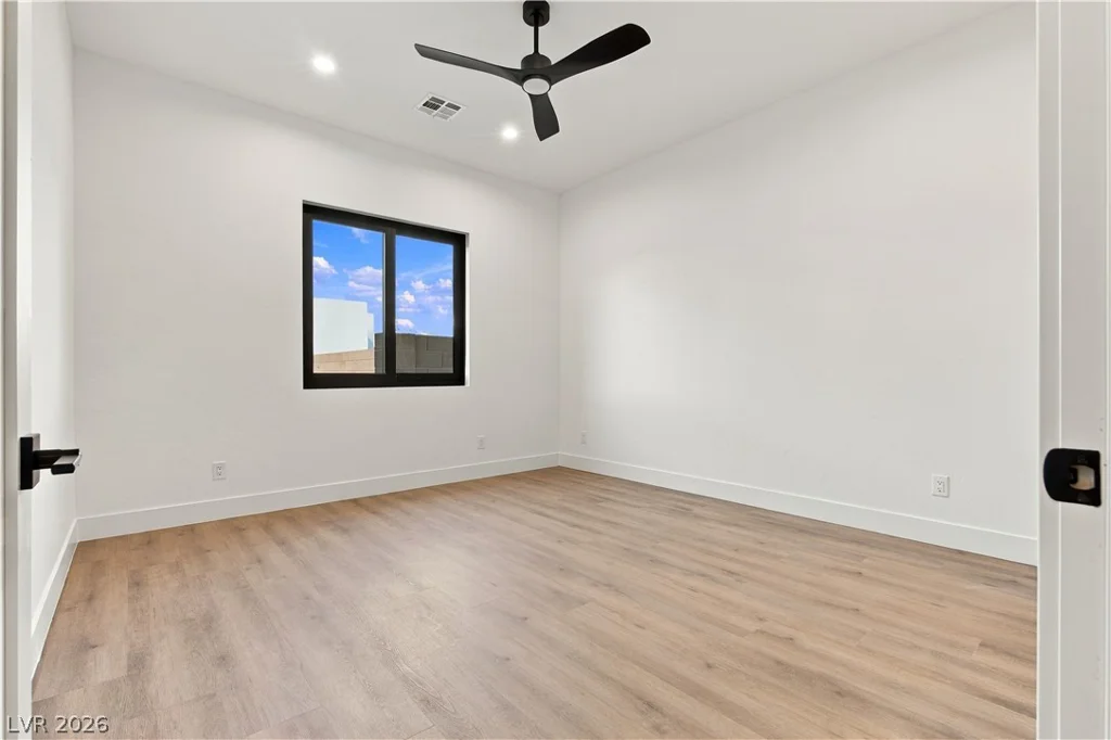 5545 Sierra Brook, Las Vegas, NV 89149