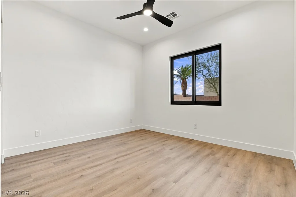 5545 Sierra Brook, Las Vegas, NV 89149