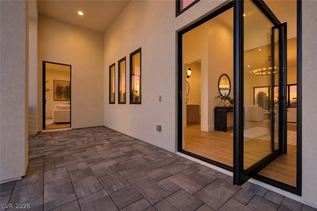 5545 Sierra Brook, Las Vegas, NV 89149