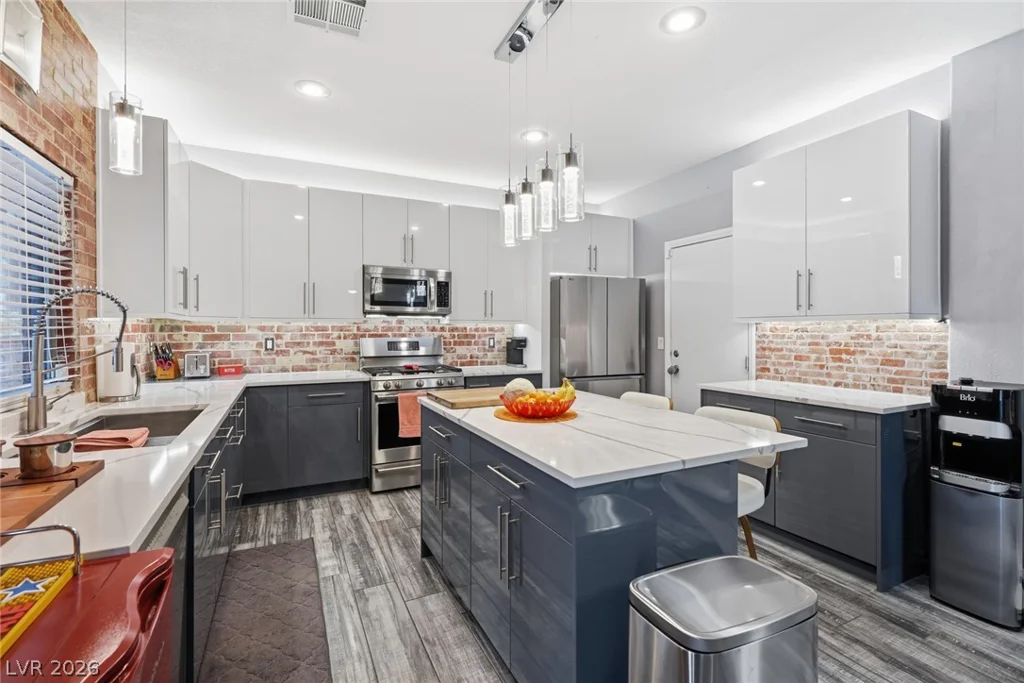 5609 Distant Drum, North Las Vegas, NV 89081