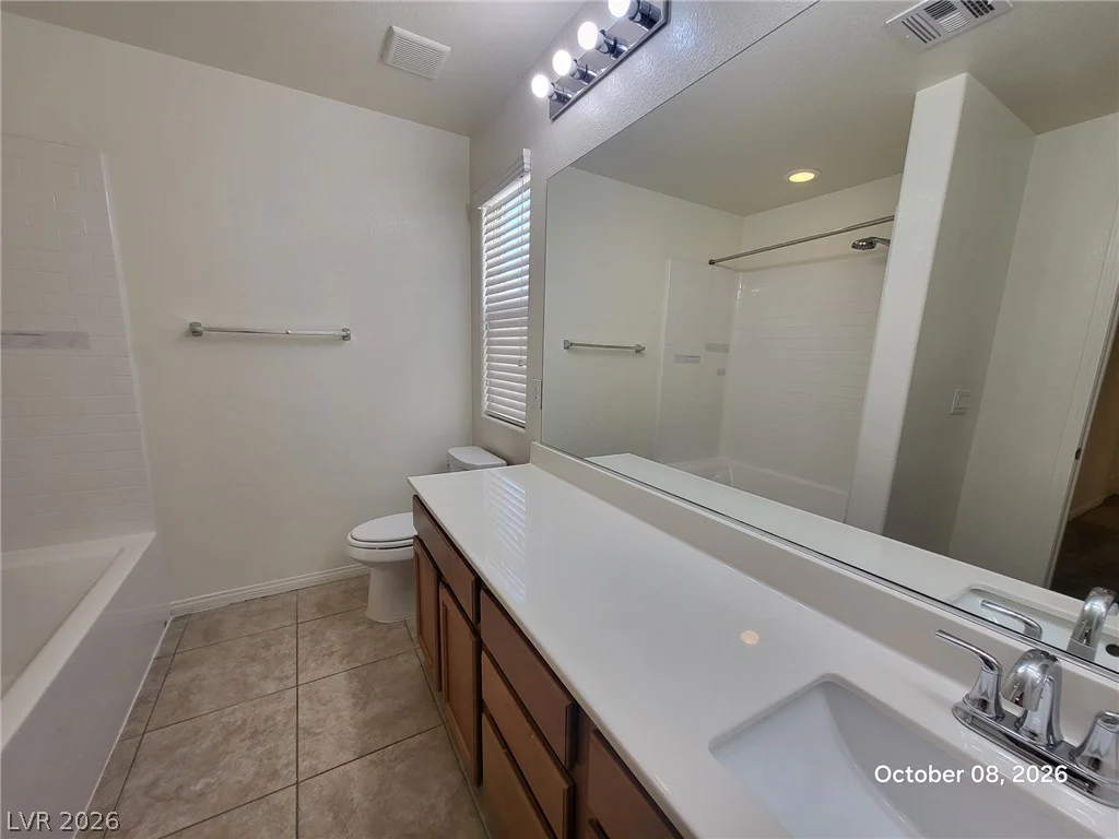 8142 Pinecrest Falls, Las Vegas, NV 89113