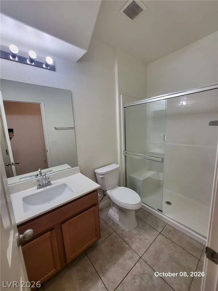 8142 Pinecrest Falls, Las Vegas, NV 89113