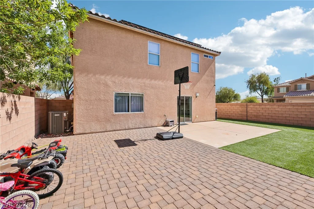 6509 Kenya Springs, North Las Vegas, NV 89086