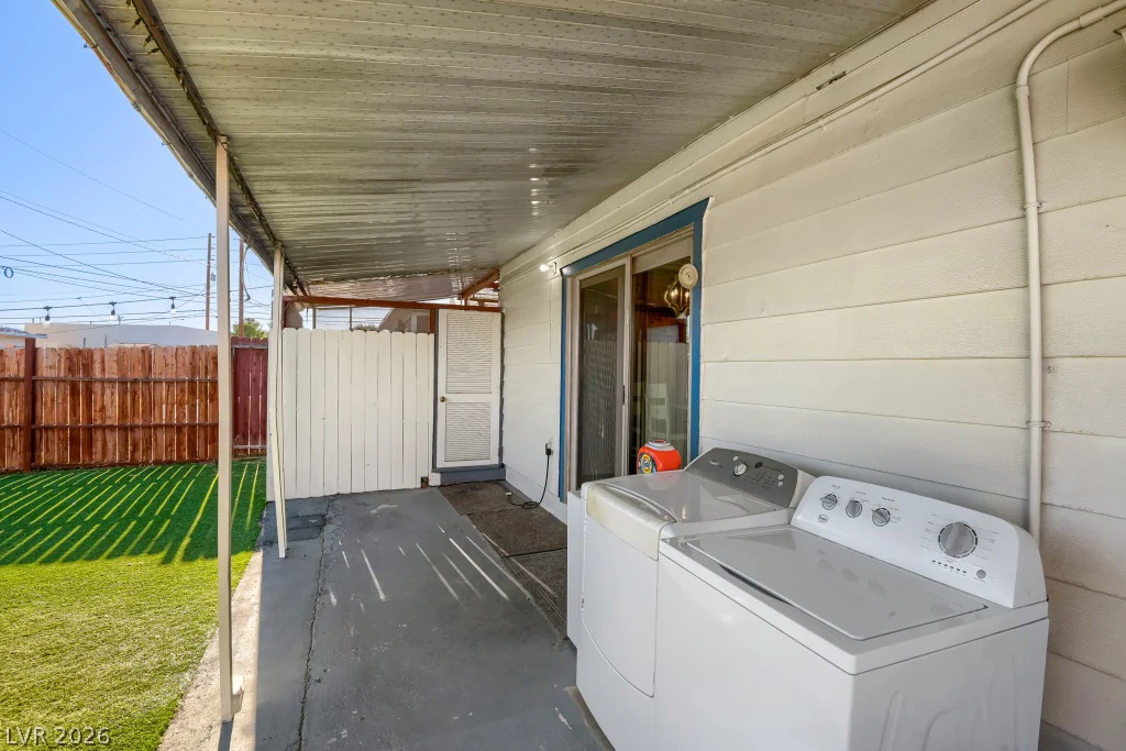 11 Washington, Henderson, NV 89015