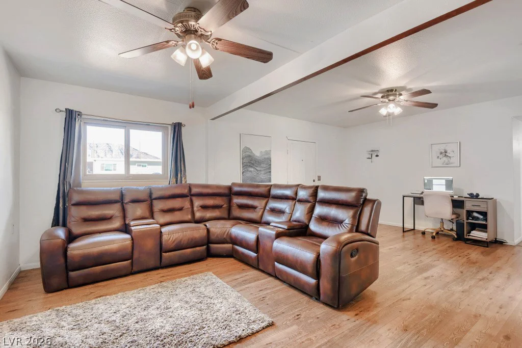 11 Washington, Henderson, NV 89015