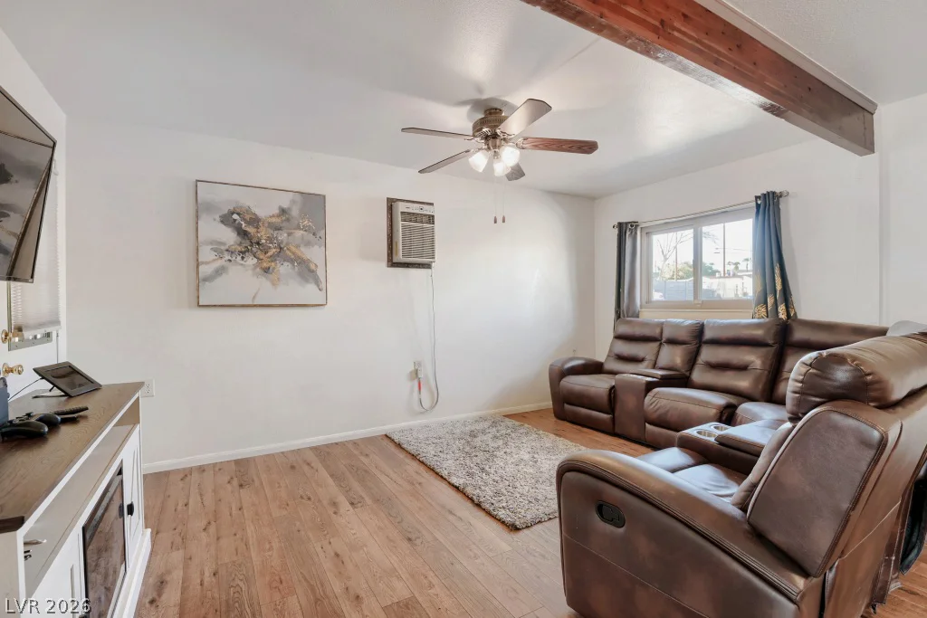 11 Washington, Henderson, NV 89015
