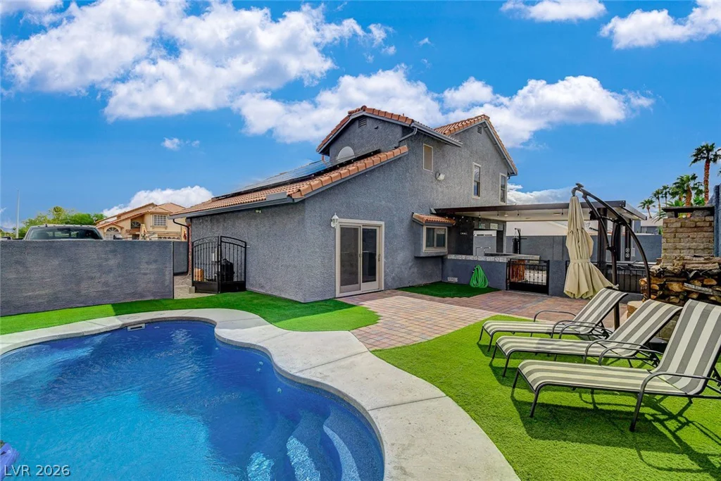 345 Moreno, Henderson, NV 89014