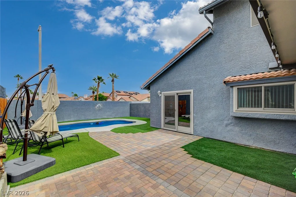 345 Moreno, Henderson, NV 89014