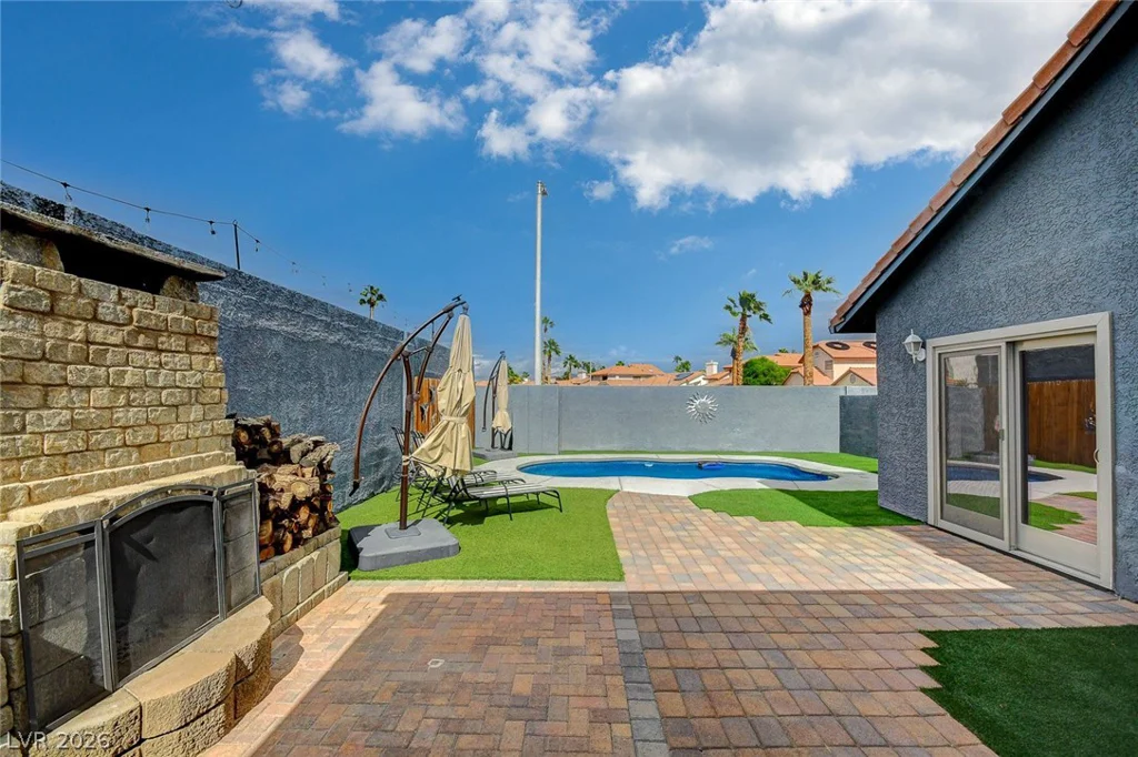 345 Moreno, Henderson, NV 89014