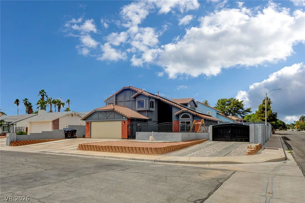 345 Moreno, Henderson, NV 89014