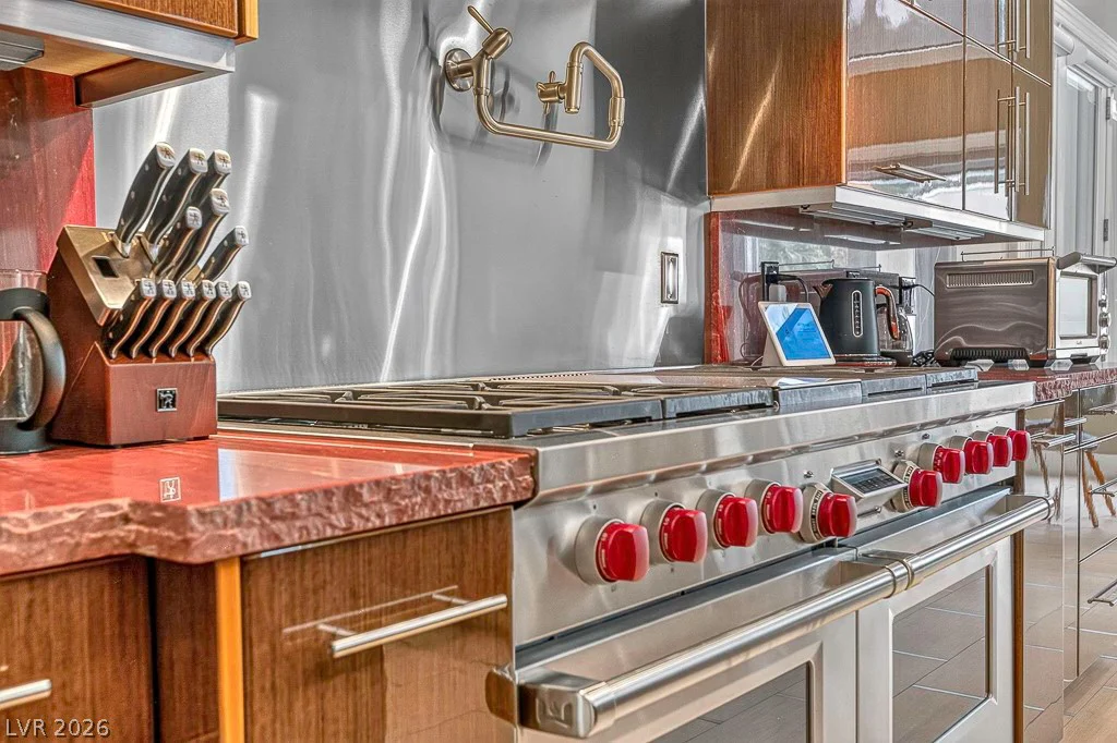 6980 Monte Rosa, Las Vegas, NV 89120
