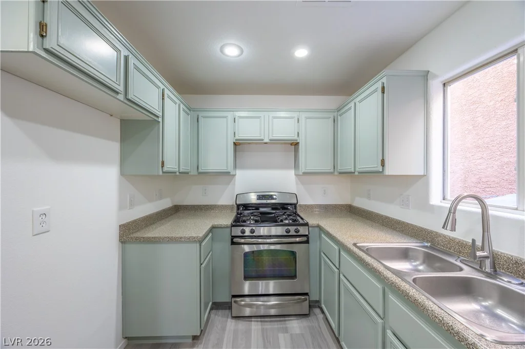 4044 Rocky Beach, Las Vegas, NV 89115