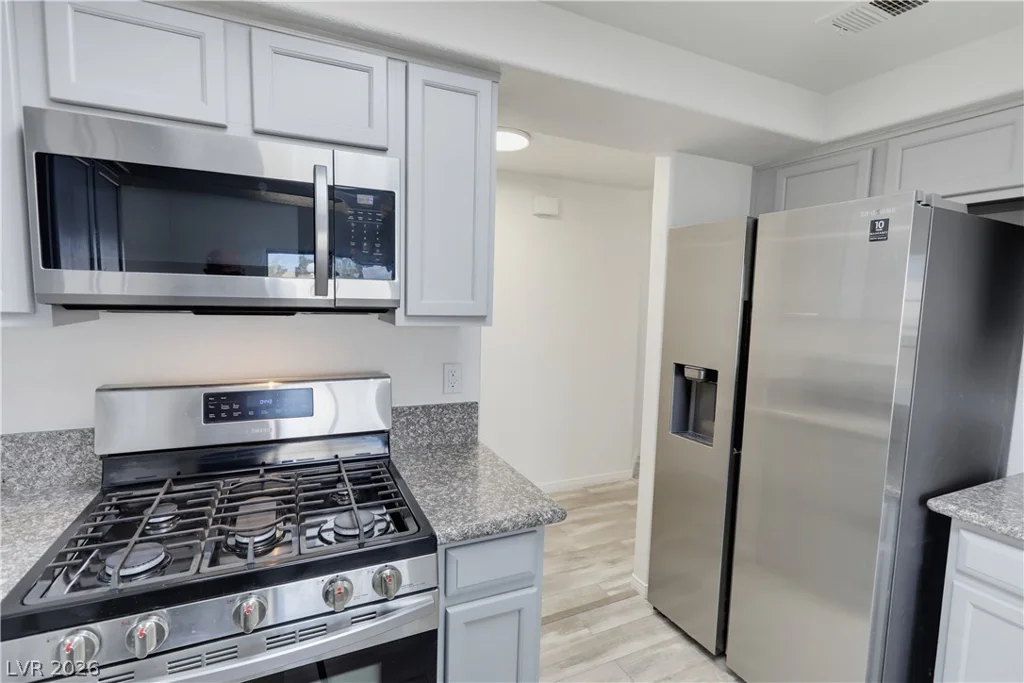 8432 Running Deer, Las Vegas, NV 89145