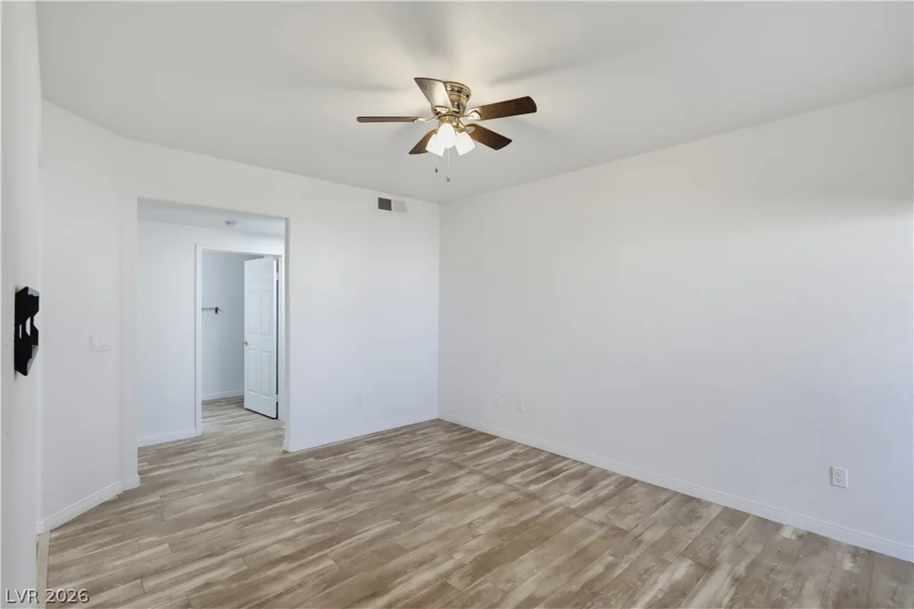 8432 Running Deer, Las Vegas, NV 89145