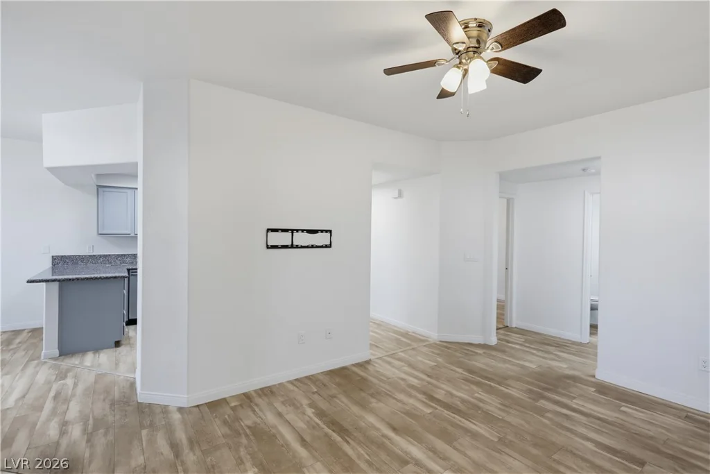 8432 Running Deer, Las Vegas, NV 89145