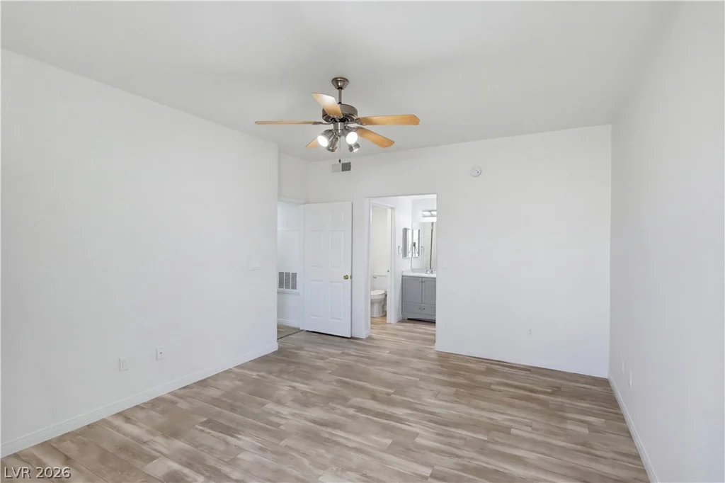 8432 Running Deer, Las Vegas, NV 89145