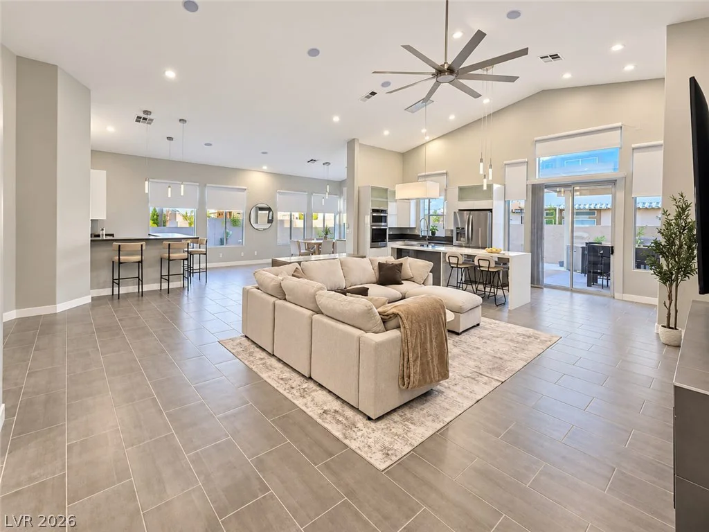 8867 Las Montanas, Las Vegas, NV 89147