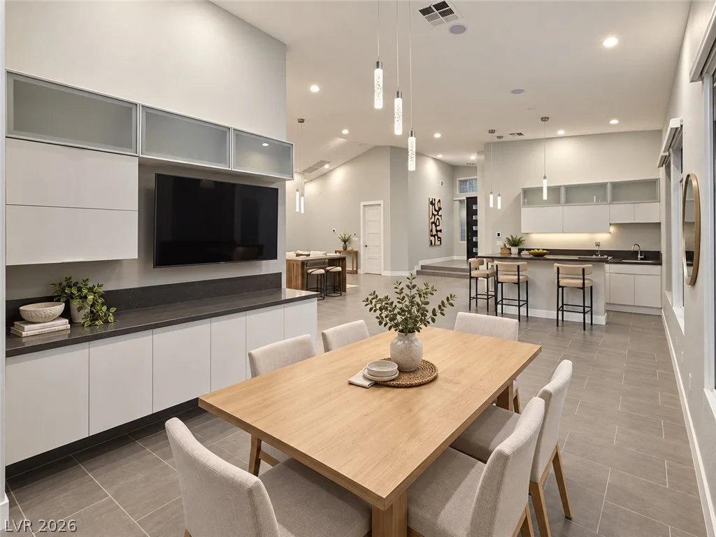 8867 Las Montanas, Las Vegas, NV 89147